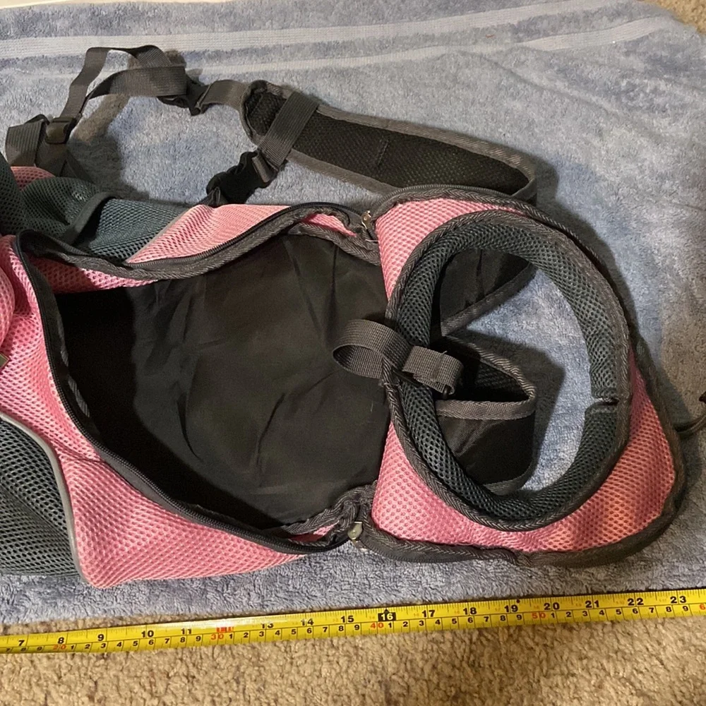 Like new Pet small dog or cat Carrier Backpack.